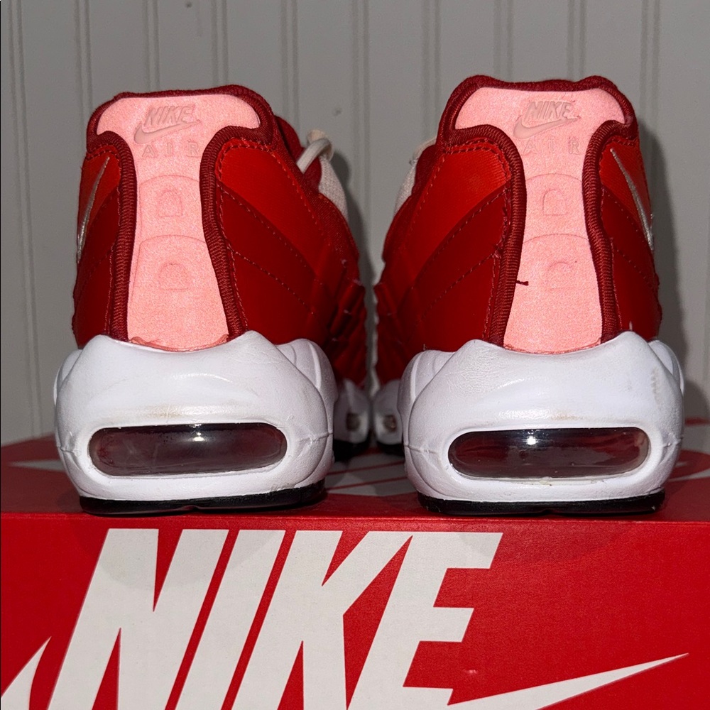 Nike Air Max 95 - Men’s 7.5 / Women 9 (No Box) - Picture 12 of 16